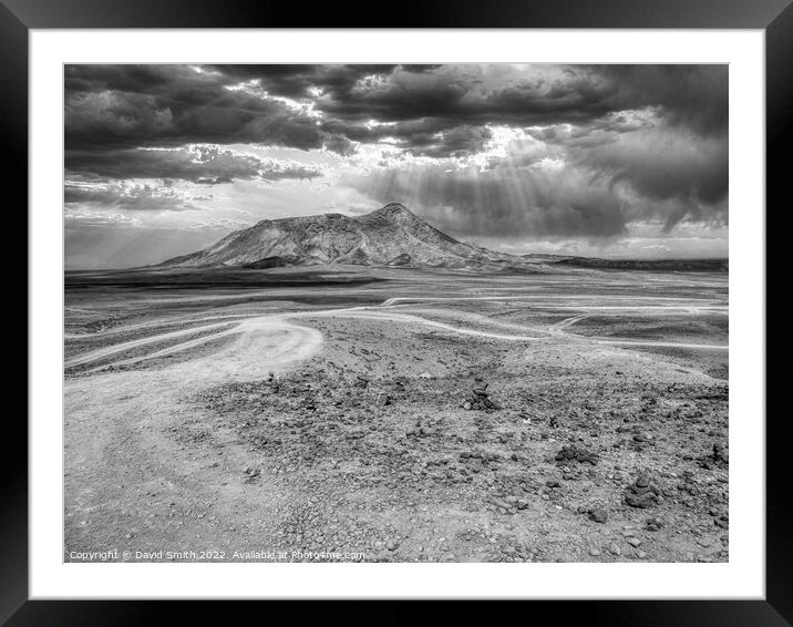 Desert on the island Of Sal Framed Mounted Print by David Smith
