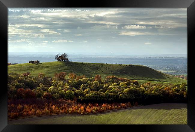 View from Coombe Hill towards Beacon hill Bucks. Framed Print by Peter Jones