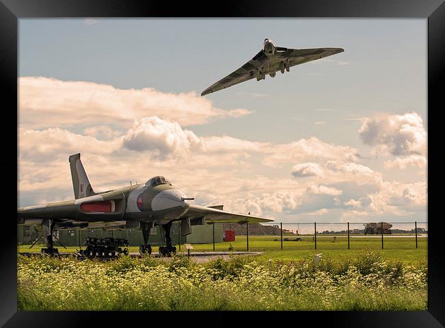  Avro Vulcans XH558 and XM607 in perfect harmony Framed Print by Andrew Scott