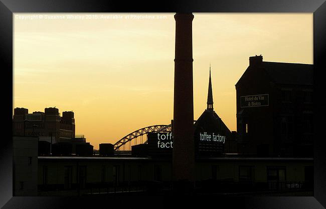  Sunset over the Tyne Bridge Framed Print by Suzanne Whaley