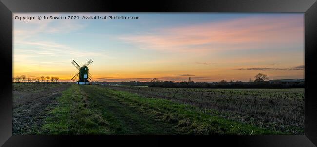 Pitstone Windmill,  Ivinghoe, Beds Framed Print by Jo Sowden