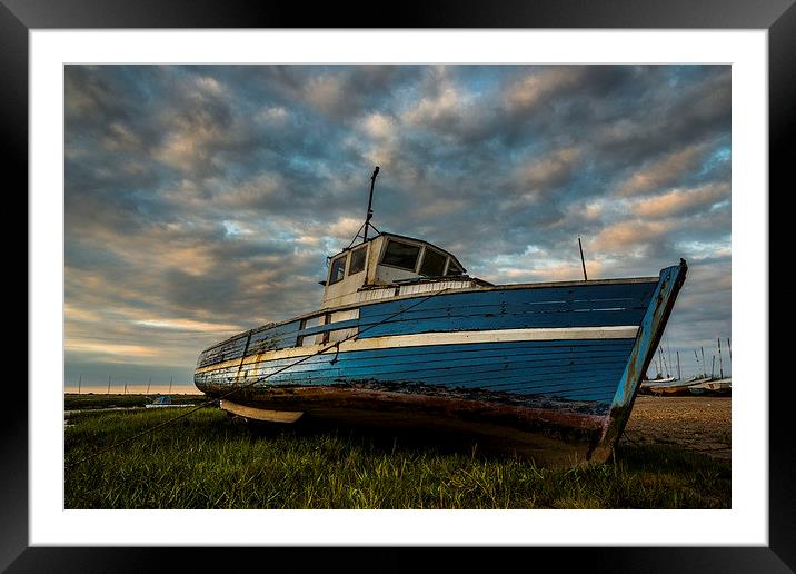  Waiting Framed Mounted Print by Chris Lewis