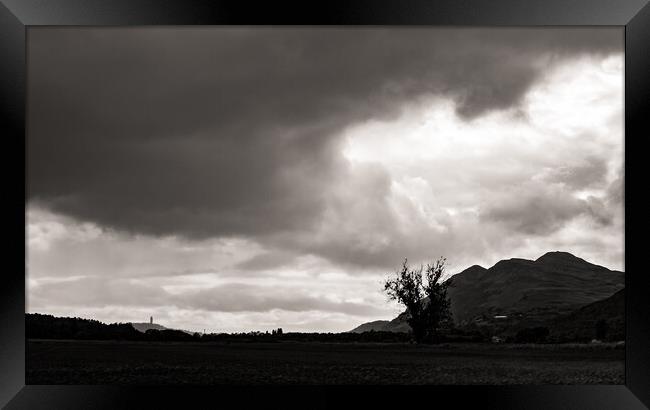 Wallace monument and Dumyat Framed Print by Jade Scott