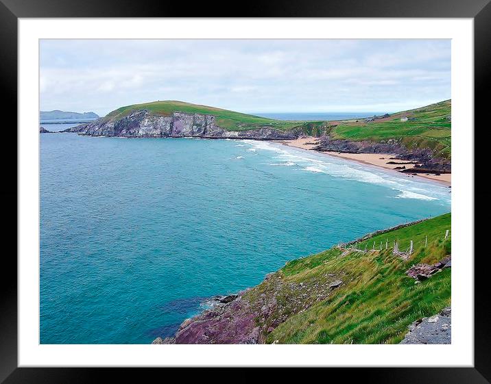 Coumeenoole Bay, DINGLE, IRELAND Framed Mounted Print by Geoff Titterton