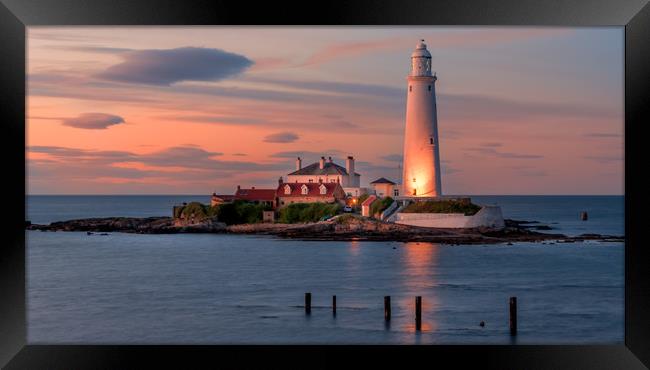 Night draws in at St Mary's Lighthouse Framed Print by Naylor's Photography