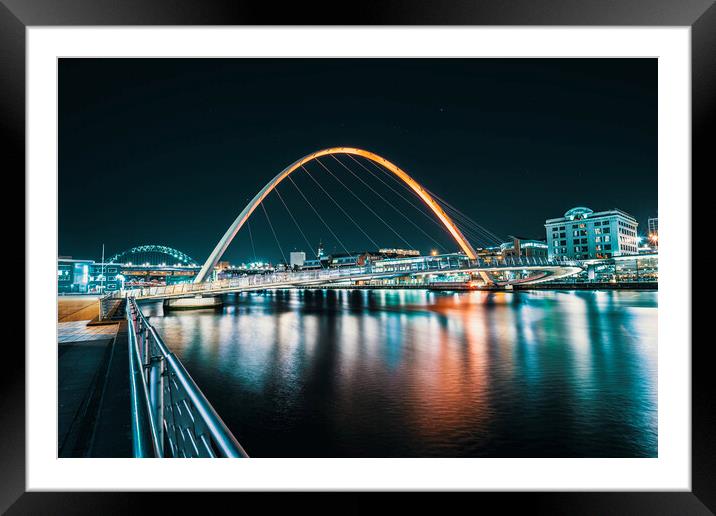 Gateshead Millennium Bridge Framed Mounted Print by Les Hopkinson