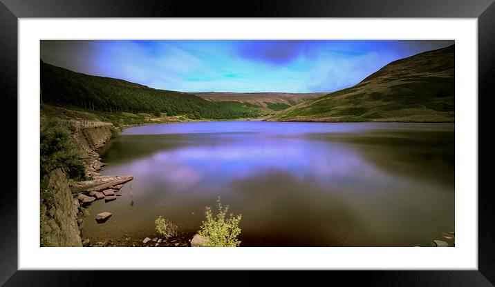 GM0004W - Yeoman Hey Reservoir - Wide Framed Mounted Print by Robin Cunningham