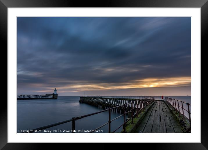 Sunrise at Blyth south pier Framed Mounted Print by Phil Reay