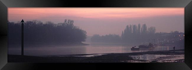 Sunset at Chiswick Mall on the Thames, London Framed Print by Ian Small