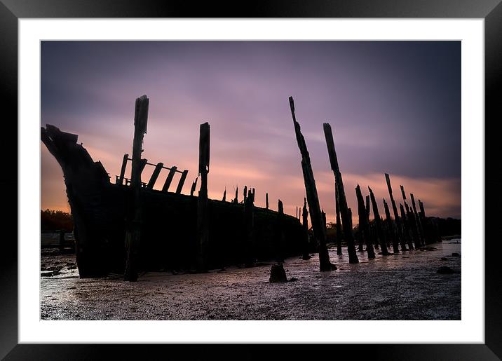  Sunset shipwreck Framed Mounted Print by Gary Schulze