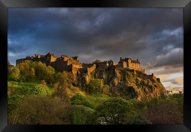 Sunset At Edinburgh Castle In Scotland Framed Print by Artur Bogacki