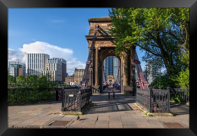 South Portland Street Suspension Bridge In Glasgow Framed Print by Artur Bogacki