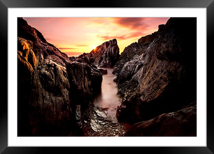  Woolacombe Sunset  Framed Mounted Print by daniel allen
