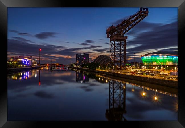 Finnieston Crane on the River Clyde, Glasgow Framed Print by Rich Fotografi 