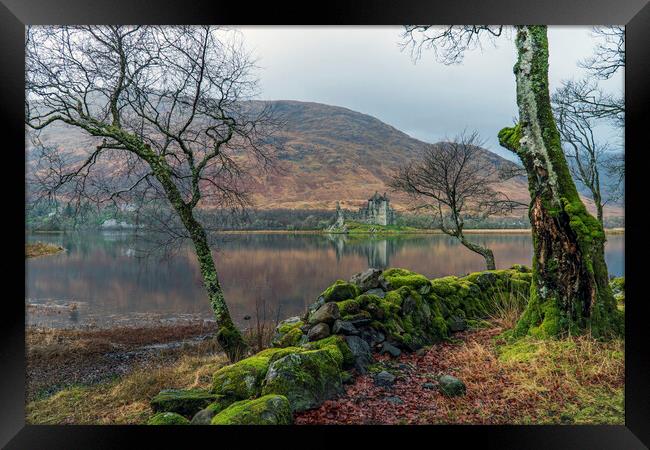 Winter at Kilchurn Castle, Loch Awe, Scotland. Framed Print by Rich Fotografi 