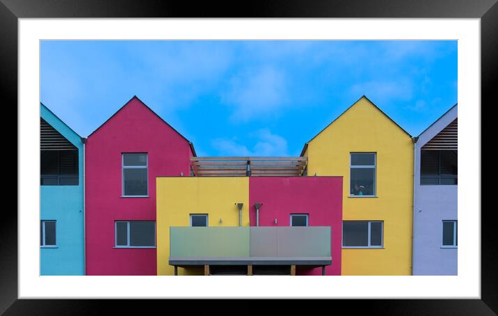Colour changes.  Framed Mounted Print by Bill Allsopp