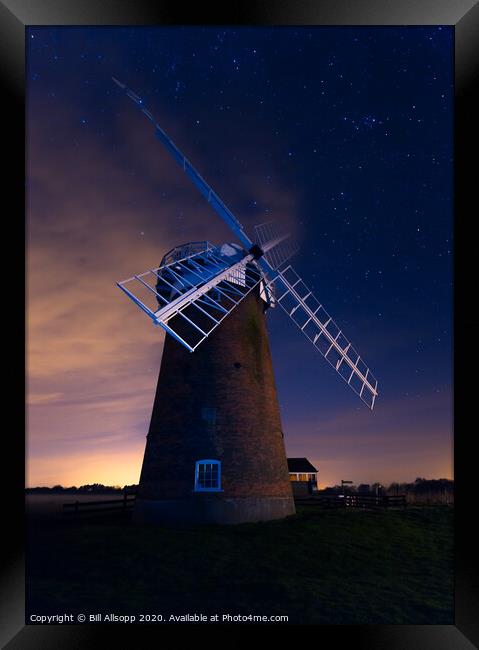 Horsey wind pump at night. Framed Print by Bill Allsopp