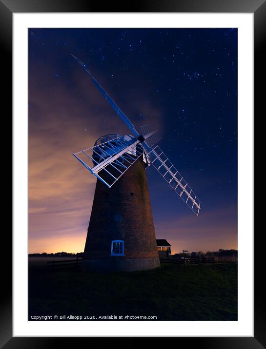 Horsey wind pump at night. Framed Mounted Print by Bill Allsopp