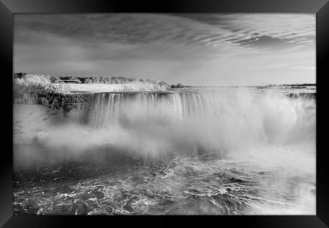 Niagara Falls, Toronto in black and white Framed Print by Chris Warham
