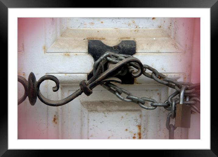 Door handle with chail Framed Mounted Print by Jose Manuel Espigares Garc