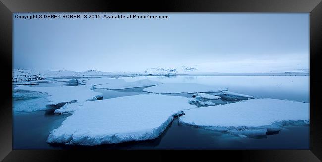  Jökulsárlón ice lagoon at dusk Framed Print by DEREK ROBERTS