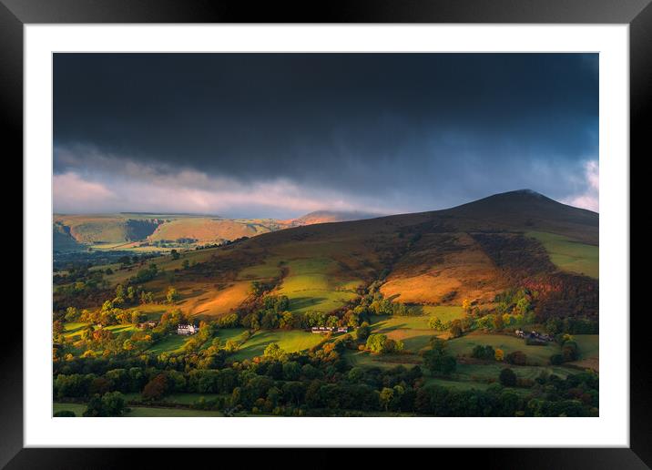 Lose Hill. Hope Valley. Peak District.   Framed Mounted Print by John Finney