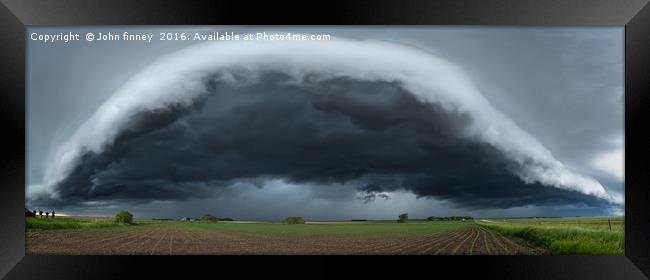 Minnesota shelf cloud. tornado alley, USA. Framed Print by John Finney