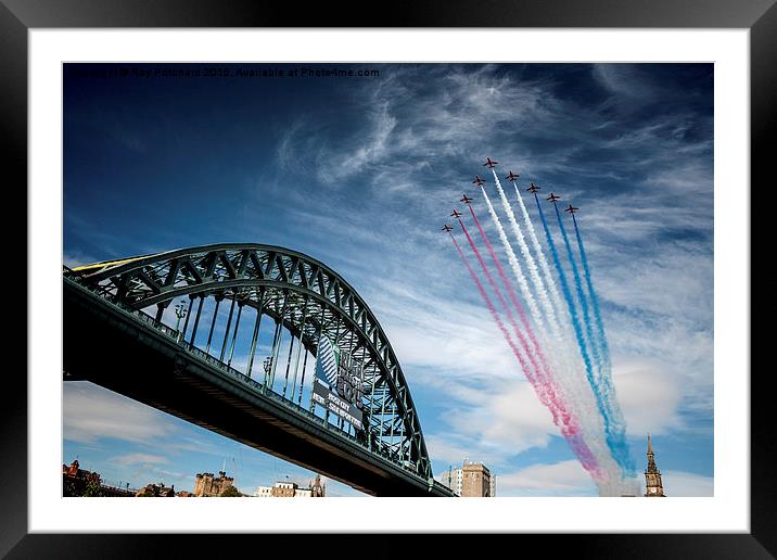  Red Arrows Flying Over The Tyne Bridge Framed Mounted Print by Ray Pritchard