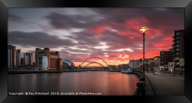 Sunset over the River Tyne Framed Print by Ray Pritchard