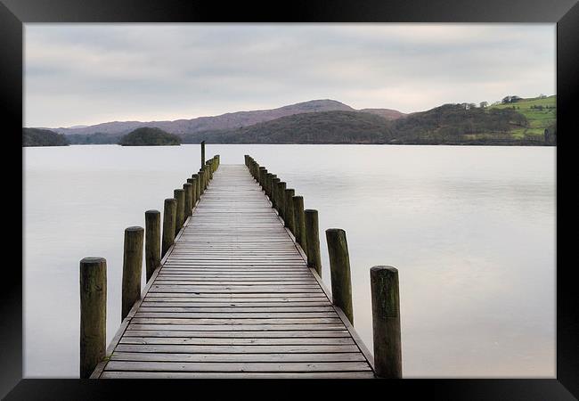 Wooden jetty  in the lake district. Framed Print by chris smith