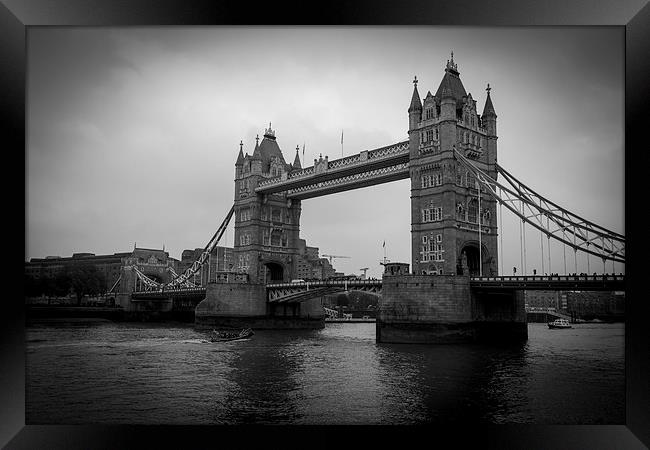 Tower Bridge, London   Framed Print by chris smith