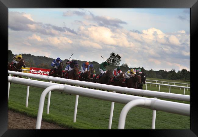 Horse racing Framed Print by chris smith