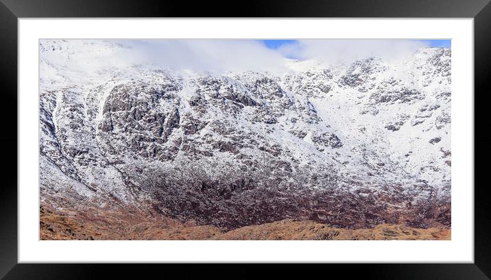 Snowdonia national park,  Framed Mounted Print by chris smith
