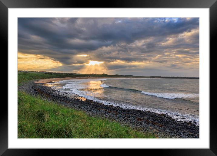Northumberland coast,  Framed Mounted Print by chris smith