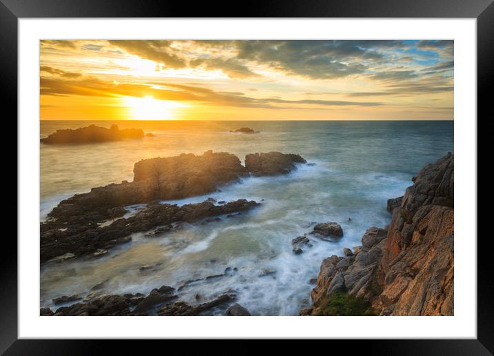 Sunset at Cobo  Framed Mounted Print by chris smith