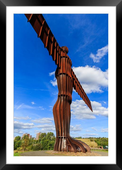 Angel of the north  Framed Mounted Print by chris smith