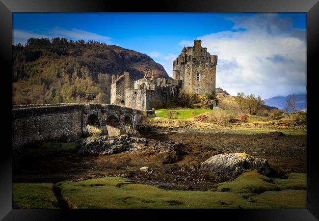 Eilean Donan Castle  Framed Print by chris smith