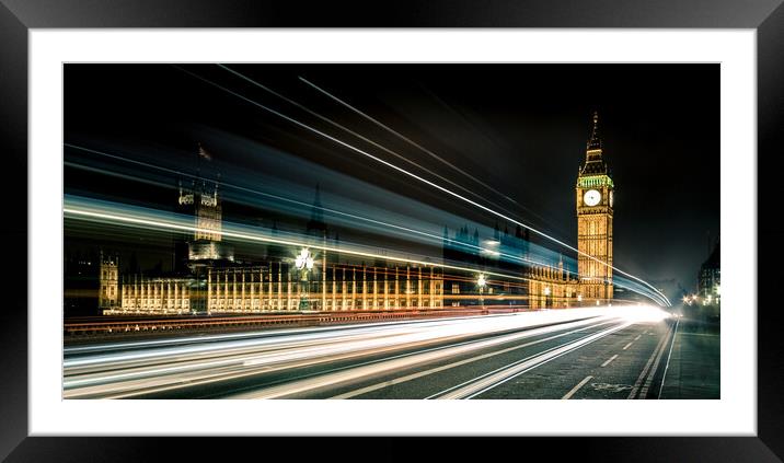 Westminster bridge  Framed Mounted Print by chris smith