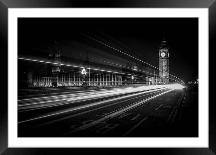Westminster bridge Framed Mounted Print by chris smith
