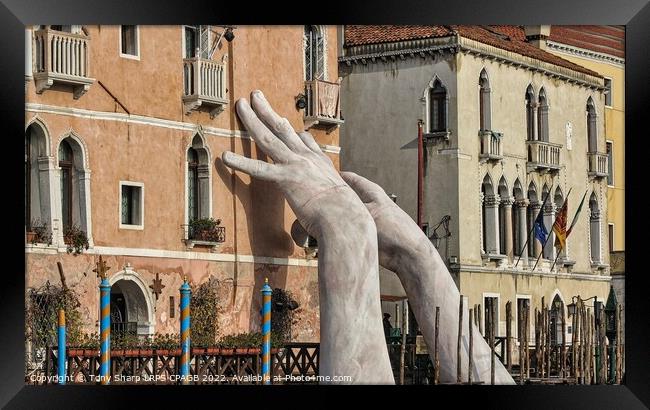 Surprising Hands - VENICE Framed Print by Tony Sharp LRPS CPAGB