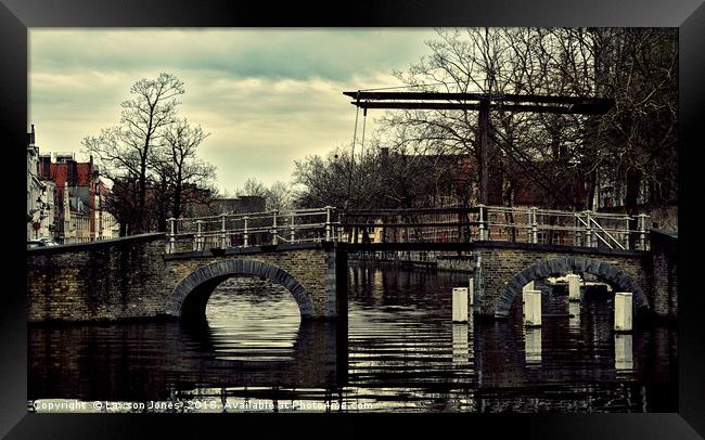 Bruges canal bridge Framed Print by Lawson Jones