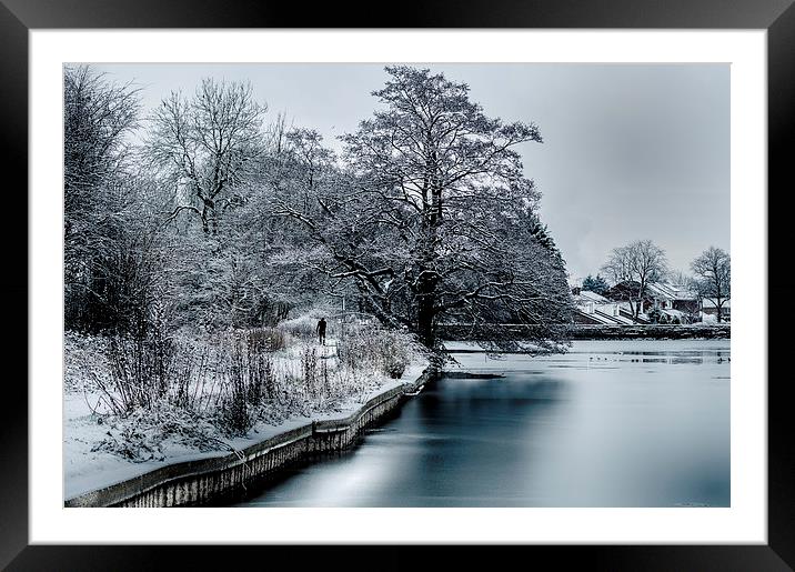 a winters day walk.... Framed Mounted Print by craig baggaley