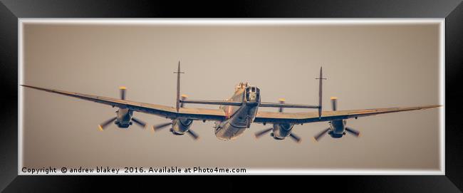 Lancaster Bomber Heading home Framed Print by andrew blakey