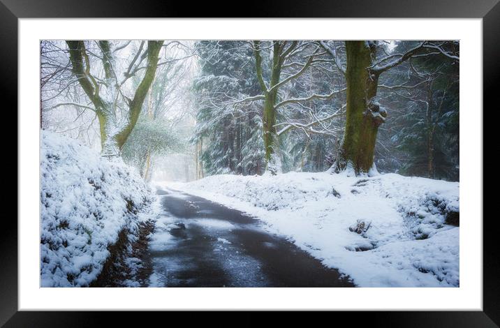 Snowy lane, South Wales Framed Mounted Print by Richard Downs