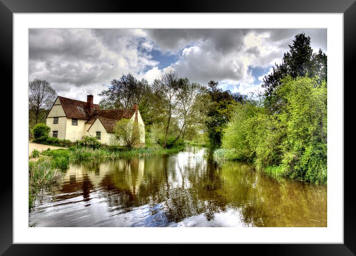Storm clouds over Willy Lott's Cottage - Flatford  Framed Mounted Print by David Stanforth
