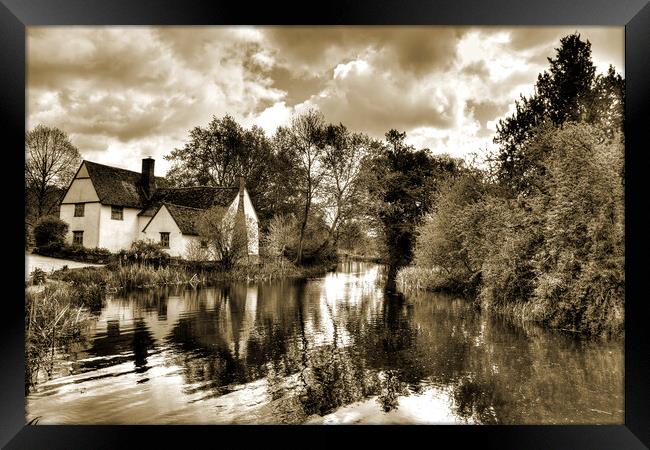 Willy Lott's Cottage - Flatford Mill Framed Print by David Stanforth