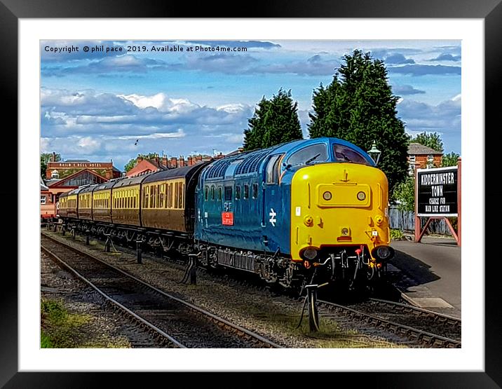 55019 Royal Highland Fusilier at Kidderminster SVR Framed Mounted Print by phil pace