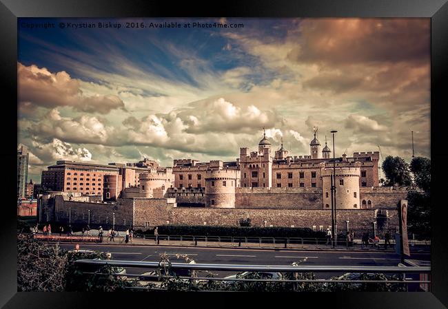 Tower of London Framed Print by Krystian Biskup