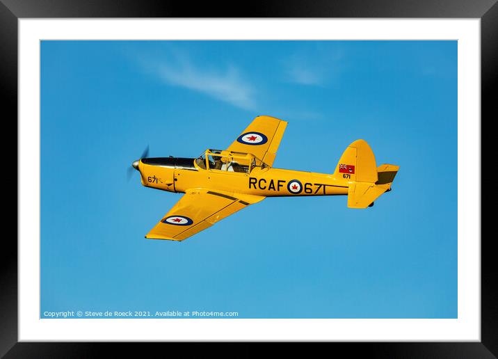 de Havilland Chipmunk DHC-1 Framed Mounted Print by Steve de Roeck