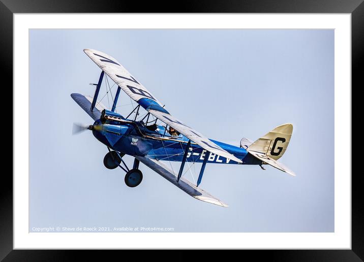 de Havilland DH 60 Cirrus Moth Framed Mounted Print by Steve de Roeck